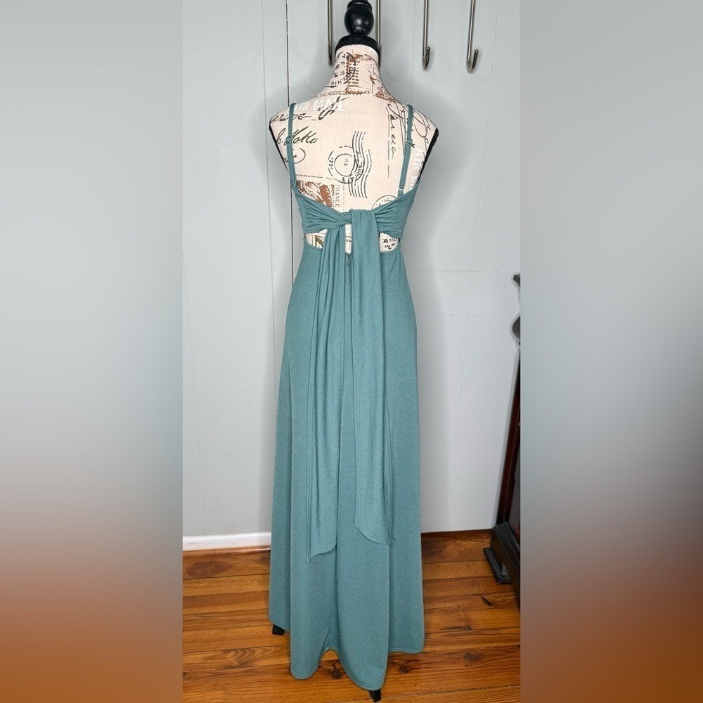 Birdy Grey Sage Green Floor Length Elegant Maxi Dress - Picture 4 of 9
